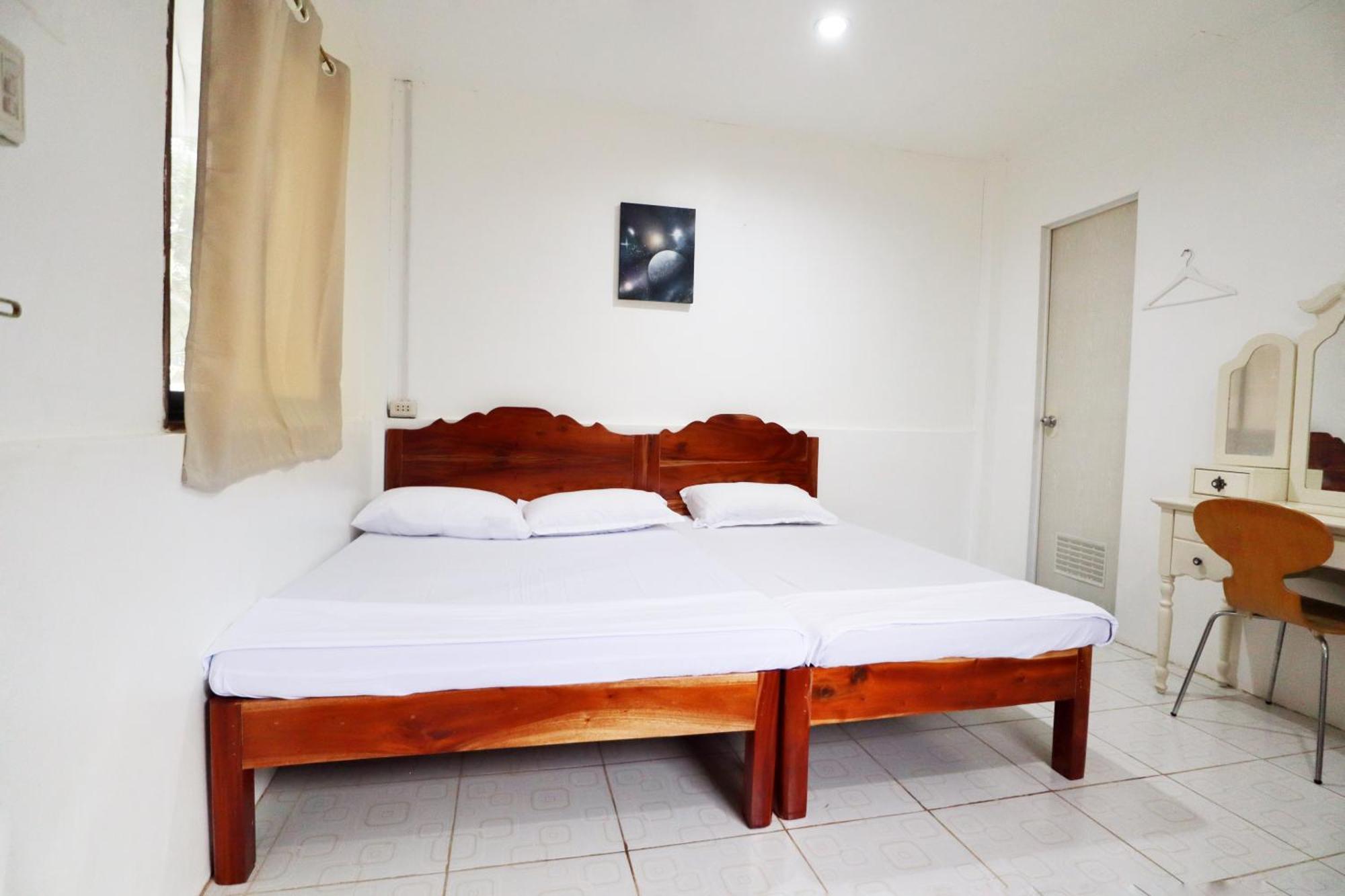 Ocean Breeze Hostel By Daily Sweet Moalboal Luaran gambar